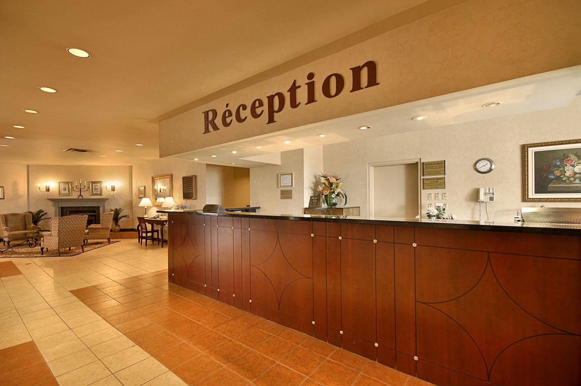 דורבאל Park Inn Hotel Montreal Airport מראה פנימי תמונה